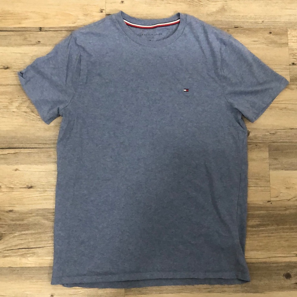 Tommy Hilfiger t shirt